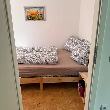 Am Gothewanderweg Apartment Schwarza
